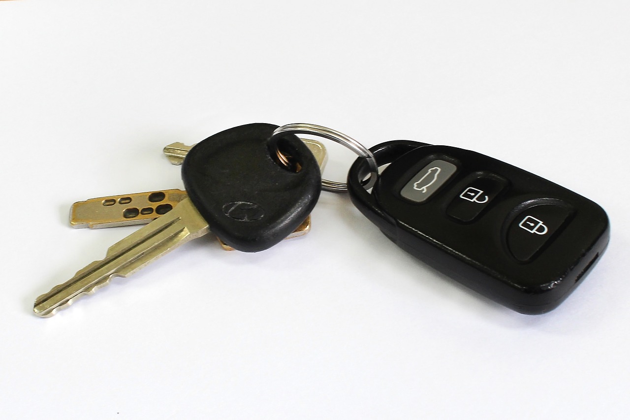 Read more about the article Keys Locked In Car: How To Unlock The Door