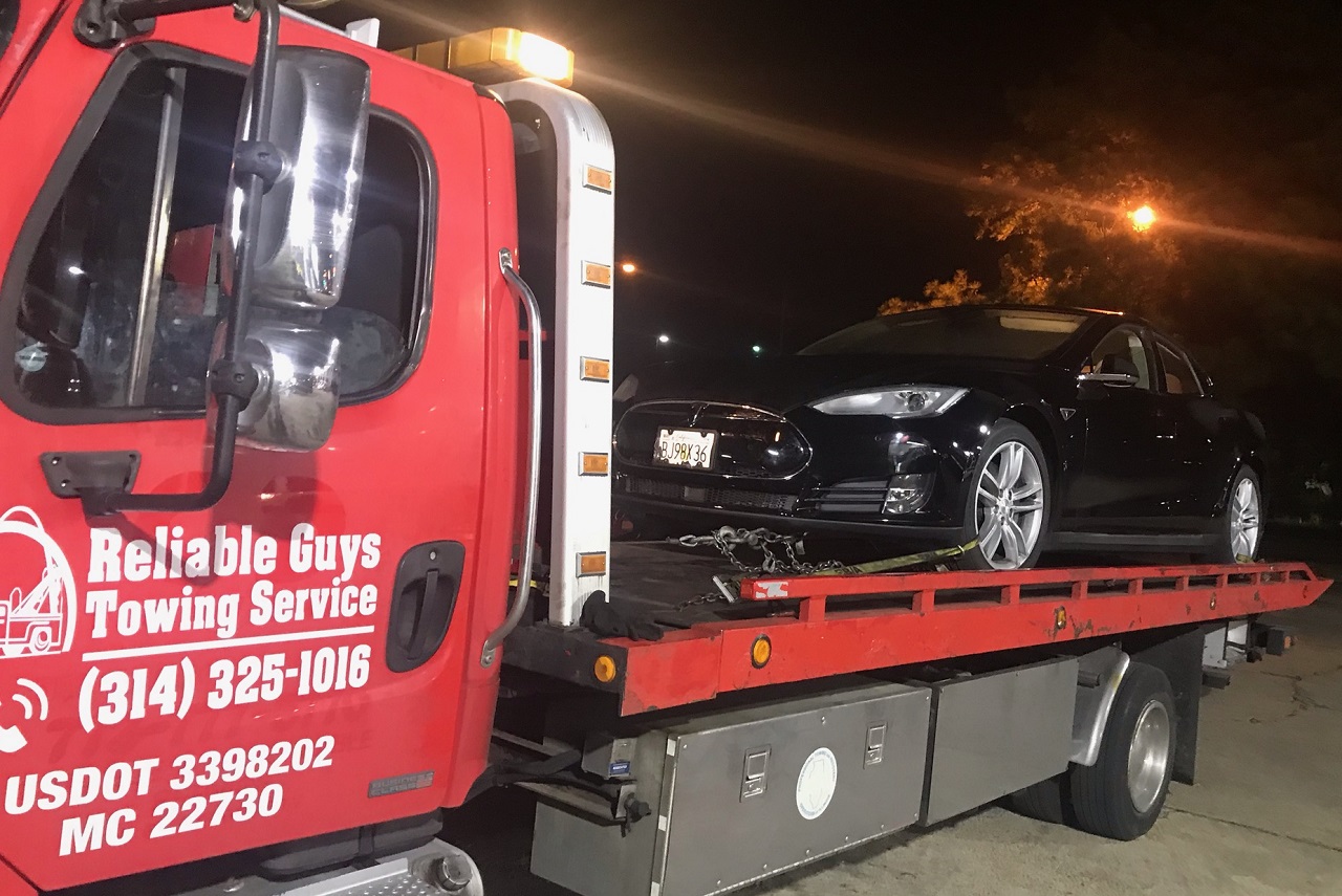 Read more about the article The Top Choice For Towing And Roadside Assistance In STL