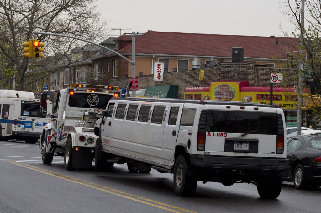 Transporting A Limo Across Town In St Louis - Special Vehicle Towing
