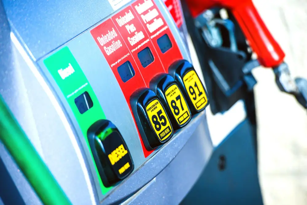 You are currently viewing Best Fuel Types for St. Louis Drivers: Maximizing Performance Year-Round