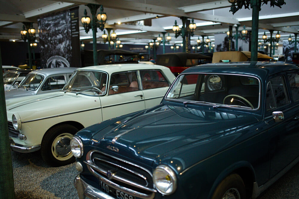 You are currently viewing Auto Auction Transport St. Louis: Getting Your Purchased Vehicle Home Safely