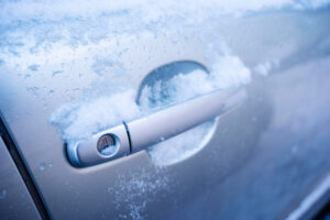 Read more about the article Car Door Frozen Shut? Why St. Louis Drivers Face More Winter Lockouts